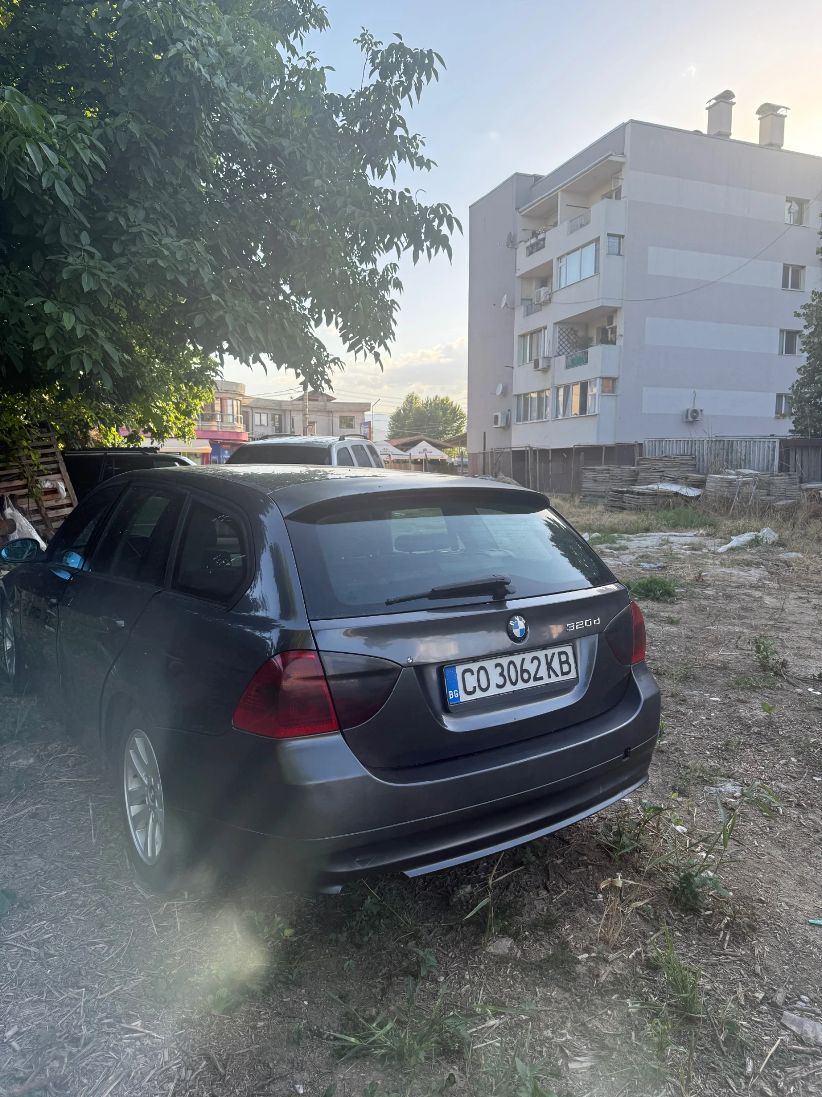 BMW 320, снимка 6 - Автомобили и джипове - 55092875