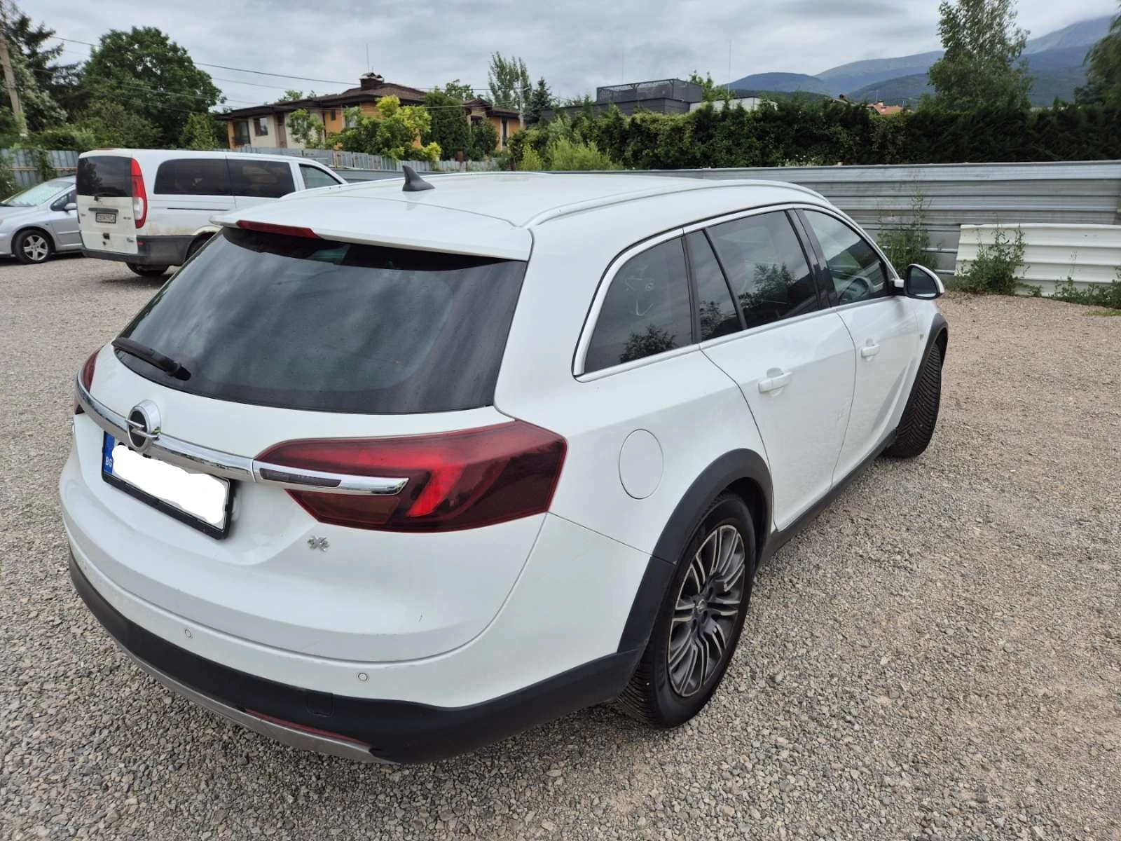 Opel Insignia, снимка 7 - Автомобили и джипове - 55485485