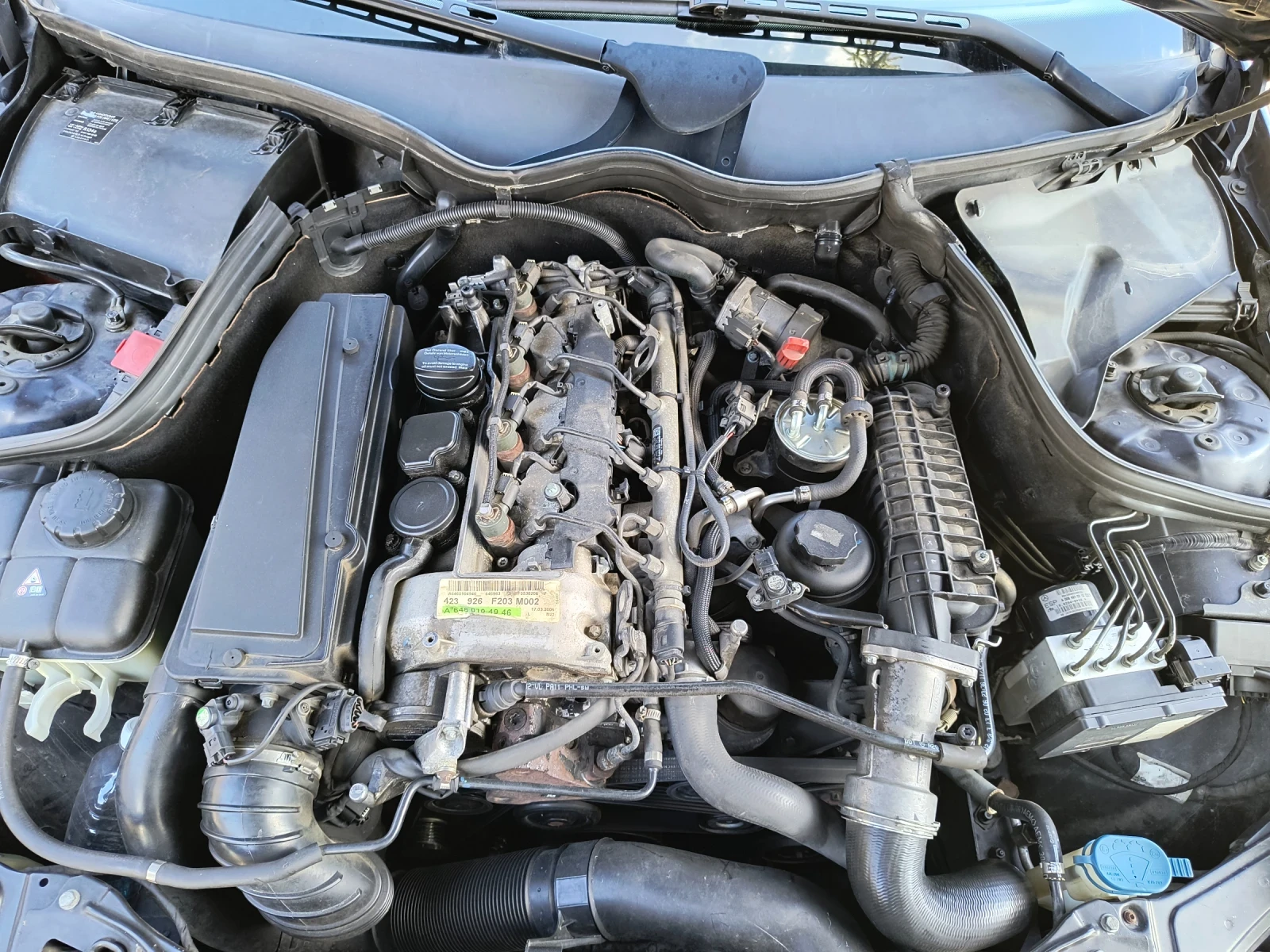 Mercedes-Benz 220 Комби , снимка 15 - Автомобили и джипове - 55700336