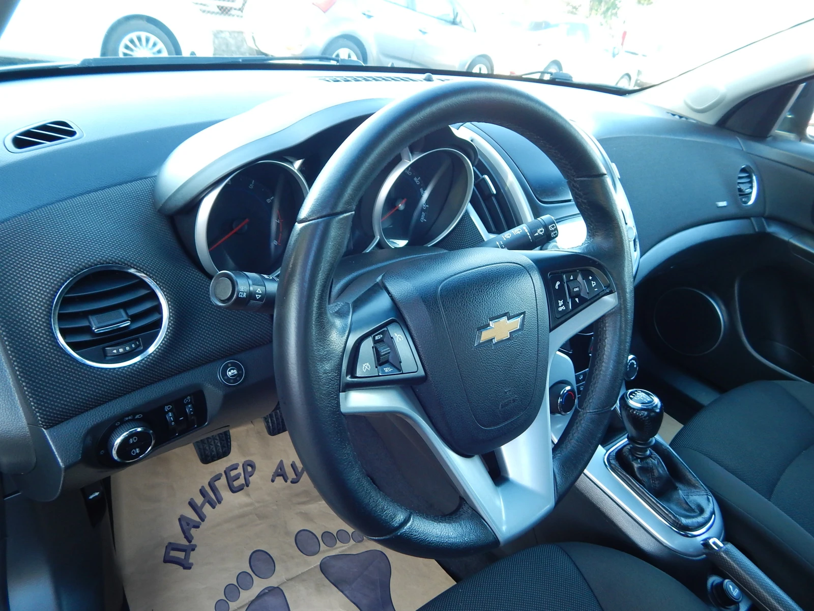 Chevrolet Cruze 1.6i* 95000km* ГАЗ.ИНЖЕКЦИОН* , снимка 11 - Автомобили и джипове - 55986231