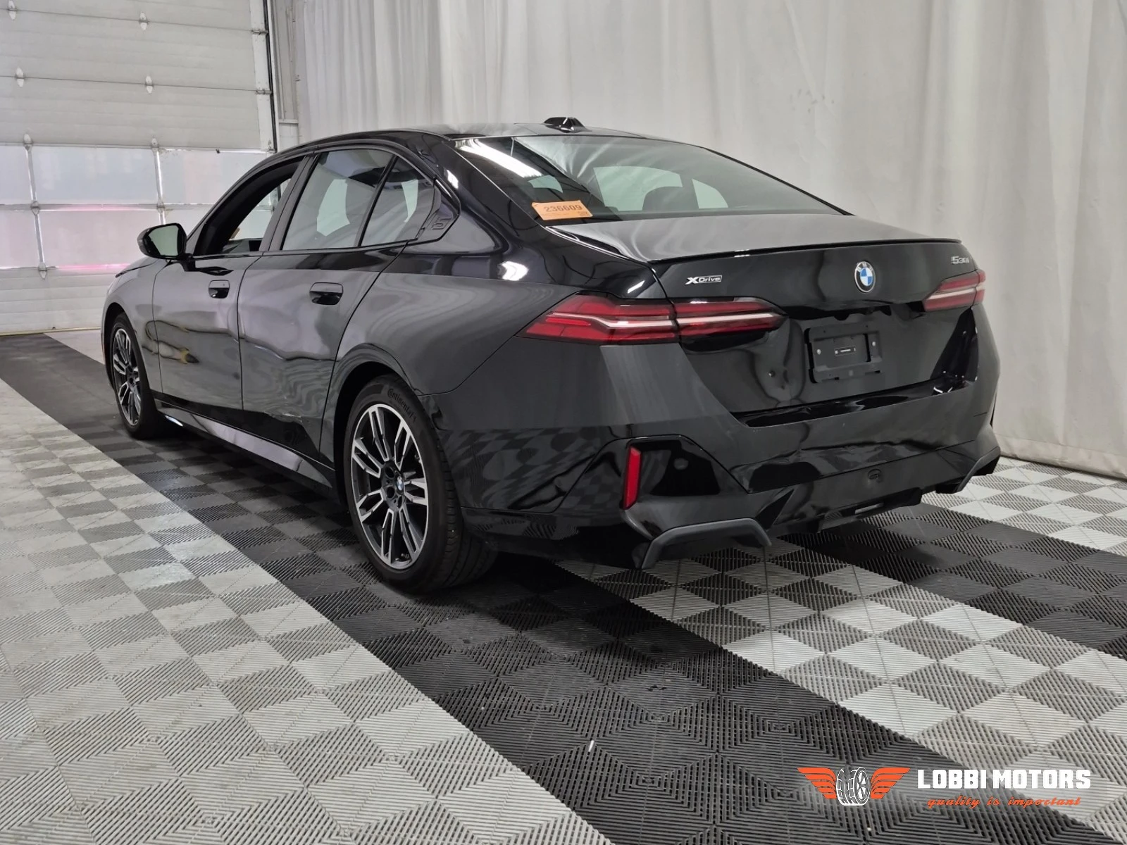 BMW 530, снимка 4 - Автомобили и джипове - 56069728