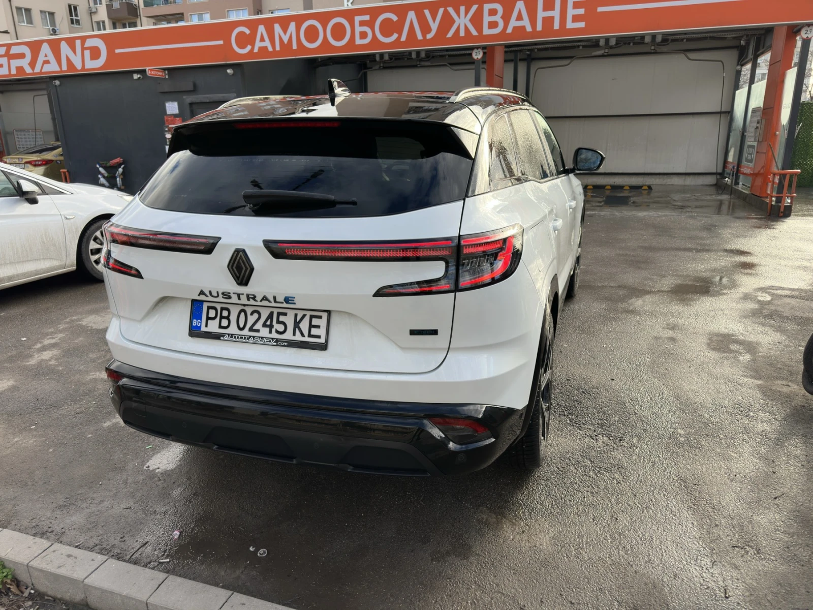 Renault Austral, снимка 2 - Автомобили и джипове - 56092312