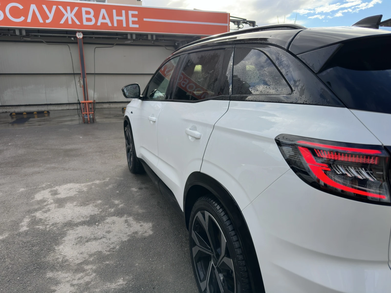 Renault Austral, снимка 3 - Автомобили и джипове - 56092312