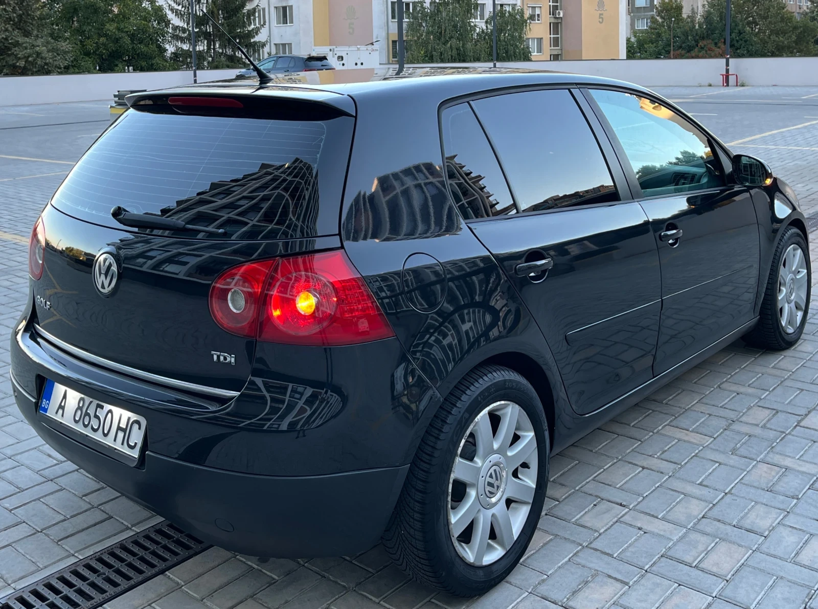 VW Golf 1.9TDI/105/2006/Г, снимка 7 - Автомобили и джипове - 56166934