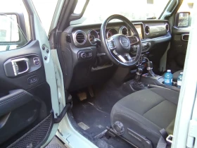 Jeep Wrangler Unlimited Sahara 4D Utility 4WD, снимка 8