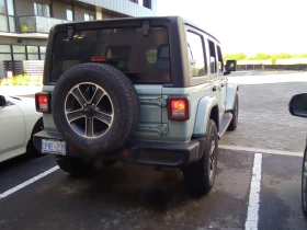Jeep Wrangler Unlimited Sahara 4D Utility 4WD, снимка 3