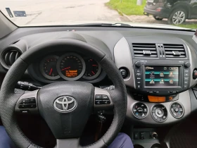 Обява за продажба на Toyota Rav4 2.2D4D ~16 999 лв. - изображение 11