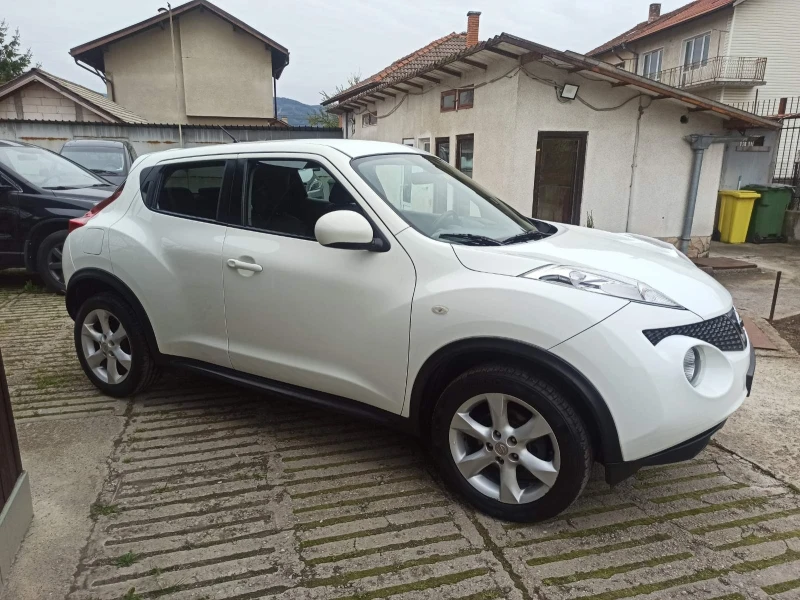 Nissan Juke 1.6 Navi Swiss, снимка 3 - Автомобили и джипове - 49911119