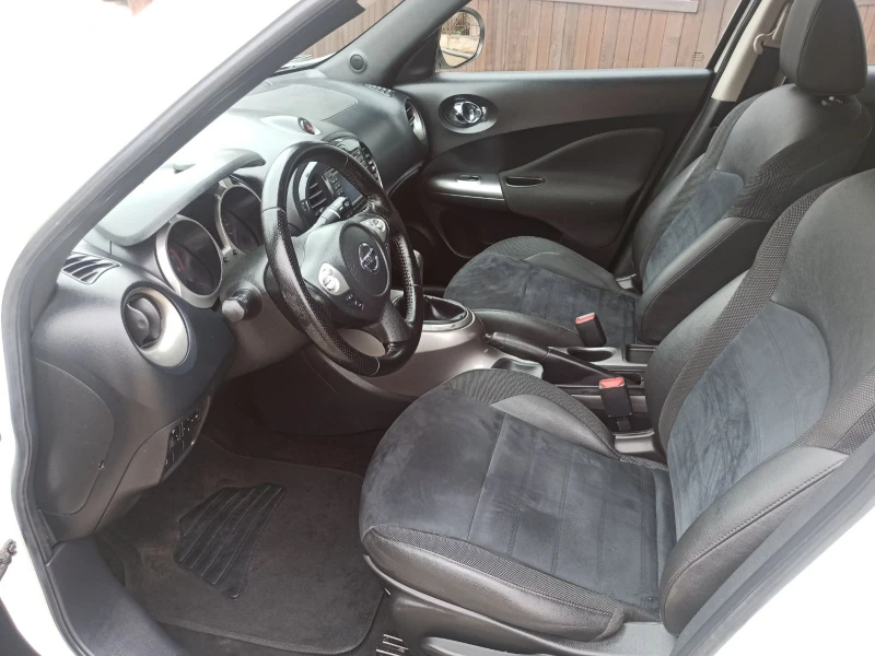Nissan Juke 1.6 Navi Swiss, снимка 10 - Автомобили и джипове - 49911119