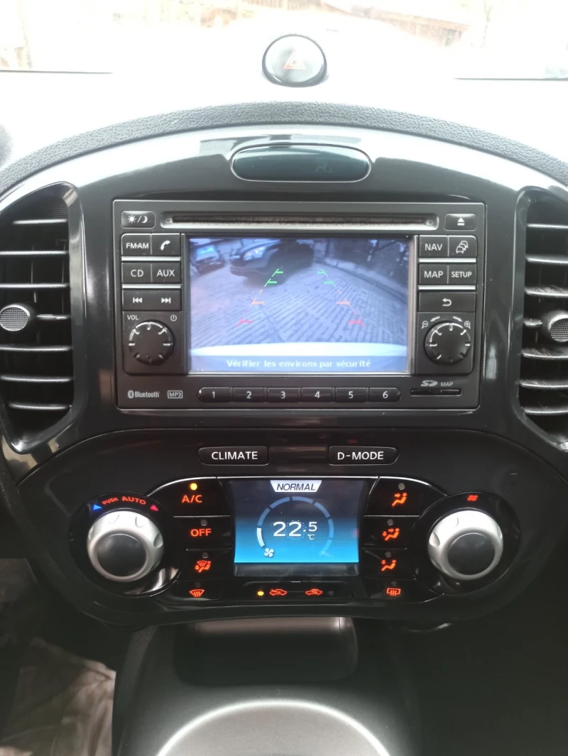 Nissan Juke 1.6 Navi Swiss, снимка 8 - Автомобили и джипове - 49911119