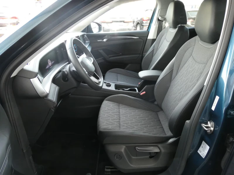 VW Tayron LIFE/193HP/MATRIX/7S/360/NAVI/CPLAY/388g, снимка 9 - Автомобили и джипове - 51891522