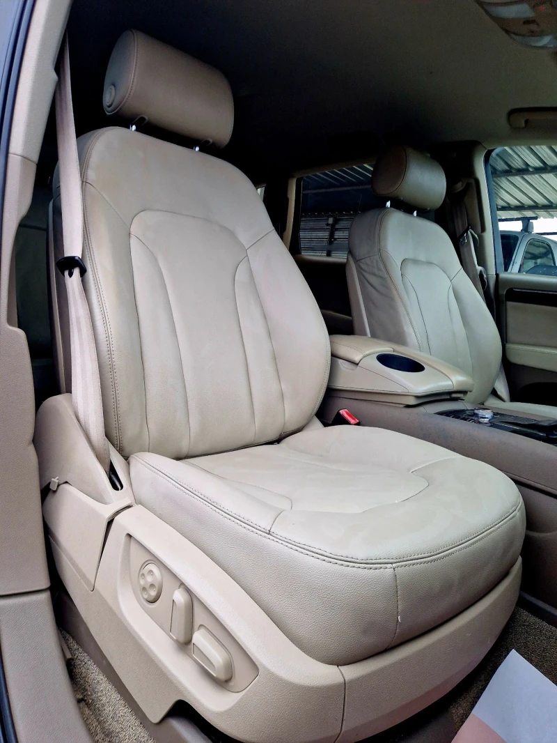Audi Q7 Регистриран / 3.0 Дизел / 6+ 1 / Бартер / Лизинг , снимка 14 - Автомобили и джипове - 52923339