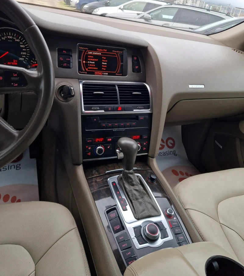 Audi Q7 Регистриран / 3.0 Дизел / 6+ 1 / Бартер / Лизинг , снимка 11 - Автомобили и джипове - 52923339