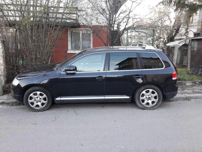 VW Touareg 4.2, снимка 2 - Автомобили и джипове - 49598719