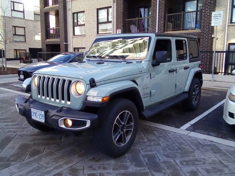 Jeep Wrangler Unlimited Sahara 4D Utility 4WD