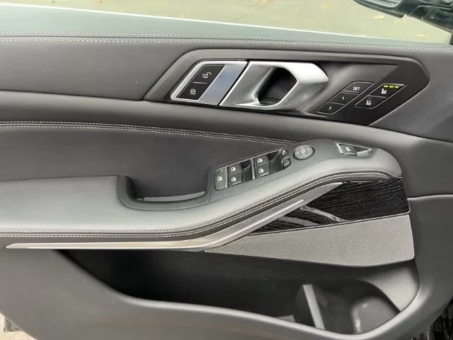 BMW X5 M60i xDRIVE/INDIVIDUAL/M SPORT/360/PANO/HUD/SKY, снимка 6 - Автомобили и джипове - 56007743