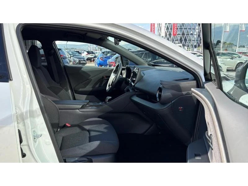 Toyota C-HR 1.8 HEV E-CVT Club FWD | Mobile.bg � ����������� 6