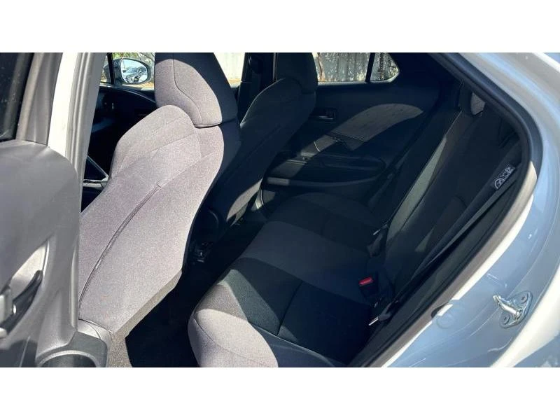 Toyota C-HR 1.8 HEV E-CVT Club FWD | Mobile.bg � ����������� 11