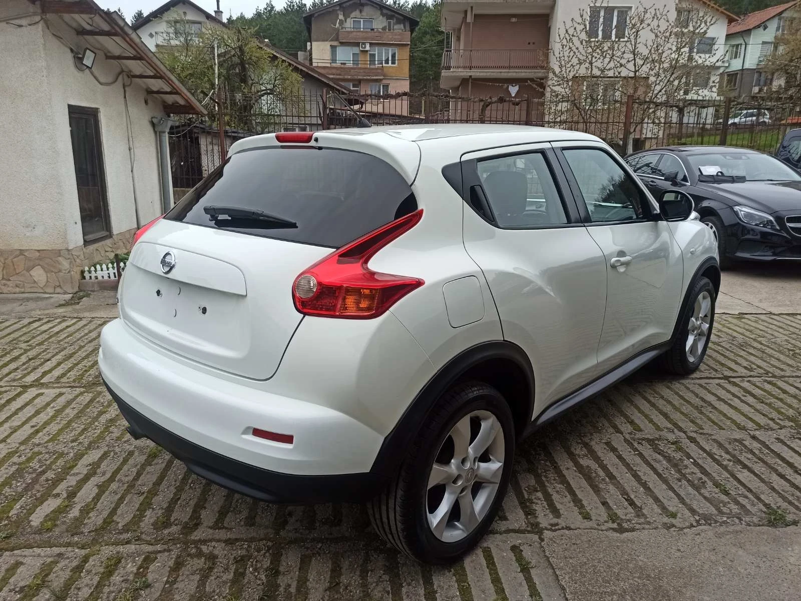 Nissan Juke 1.6 Navi Swiss - изображение 6