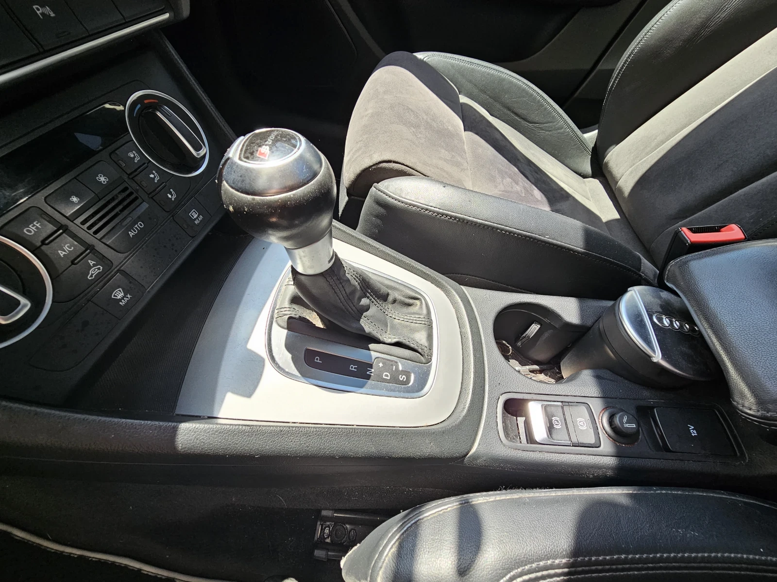 Audi Q3 S-line, quattro , 7ст. G-tronic - изображение 10