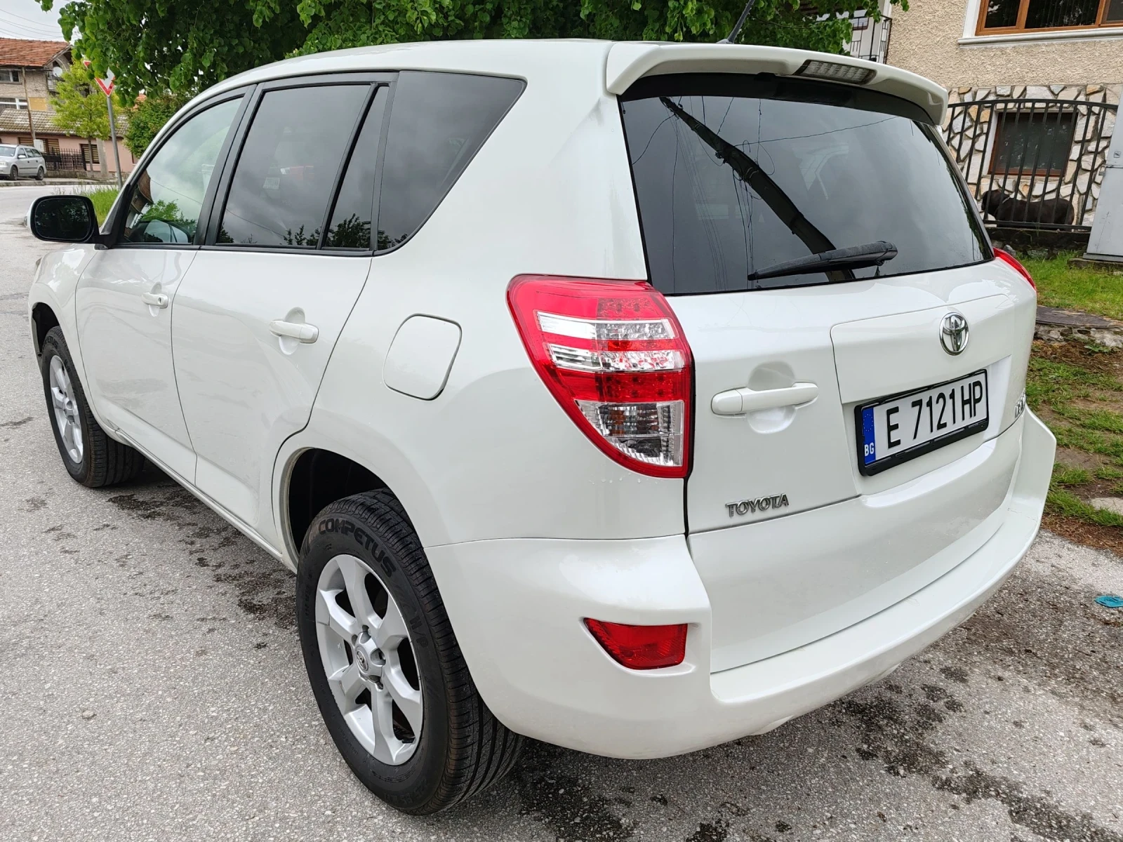 Toyota Rav4 2.2D4D - изображение 7