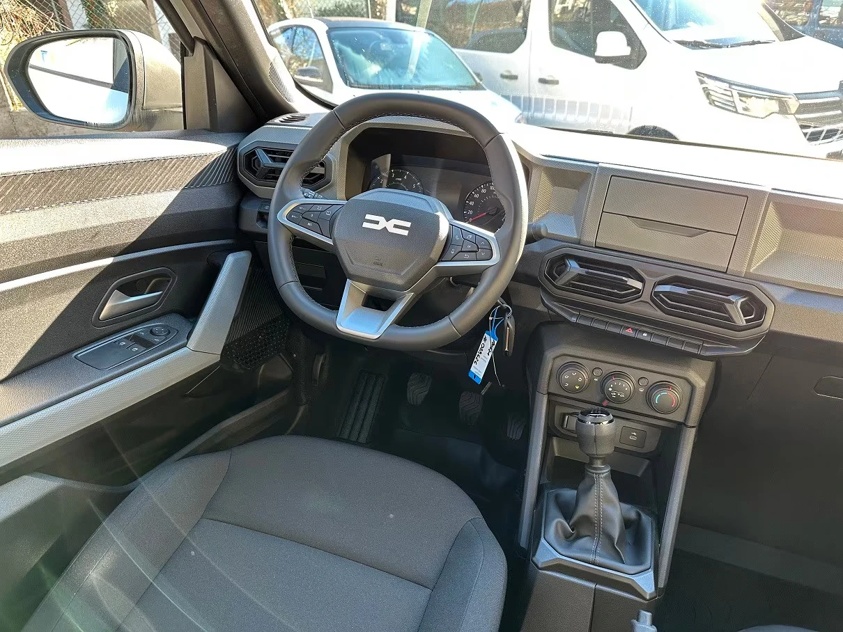 Dacia Duster НОВ!/ECO-G/ГАЗ/ESSENTIAL/101HP/ISOFIX/LPG/116D - изображение 7