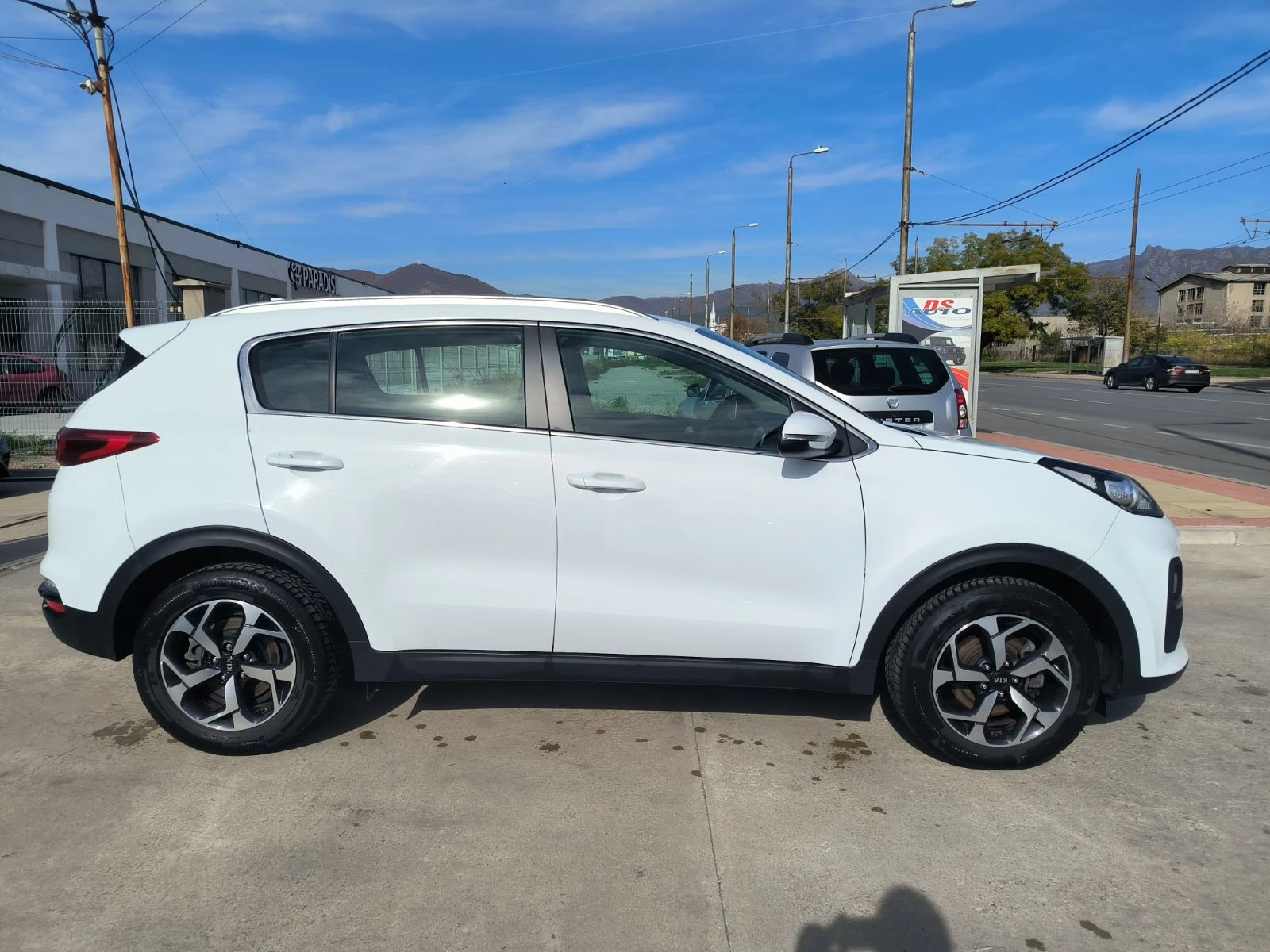 Kia Sportage 1.6d-Hybrid-Navi-Automat-Kamera-Euro-6D - изображение 4