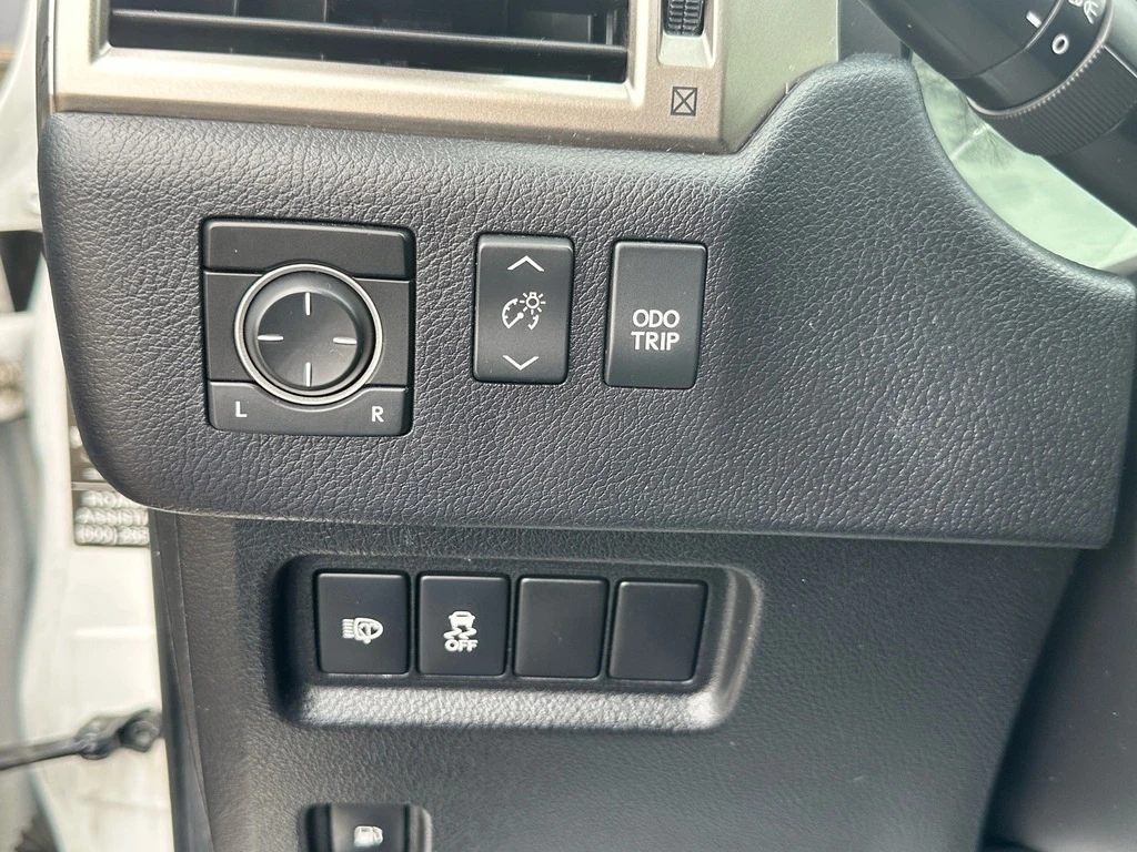 Lexus GX 460 * * CARFAX * *   * *  | Mobile.bg   11