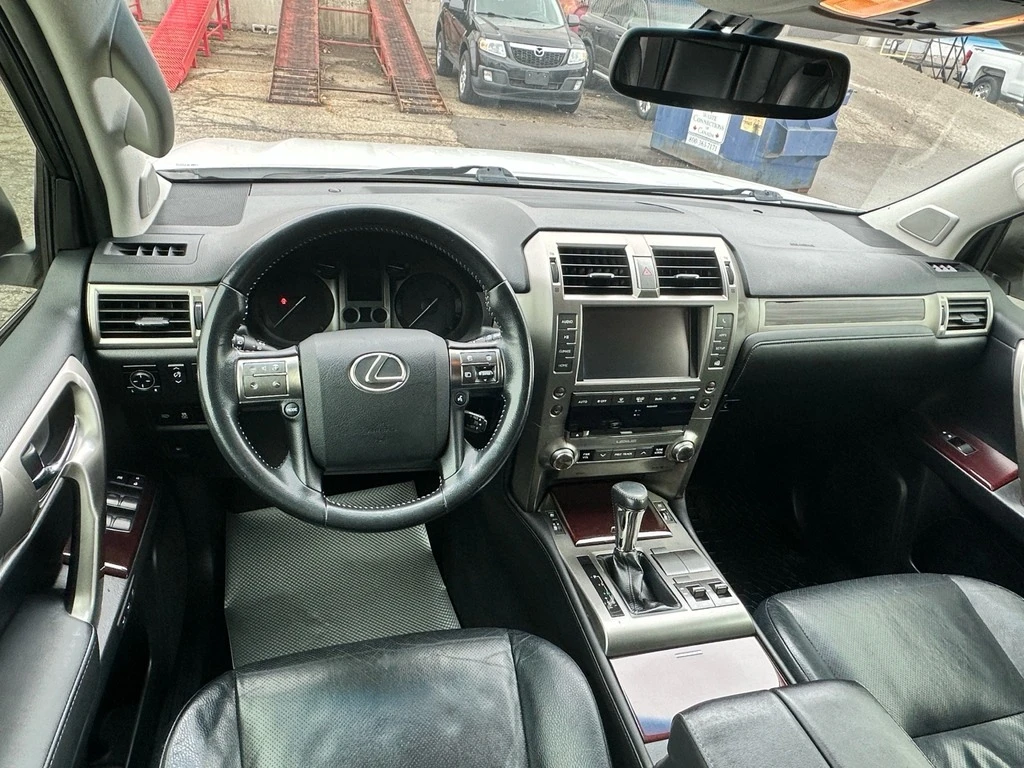 Lexus GX 460 * * CARFAX * *   * *  | Mobile.bg   5