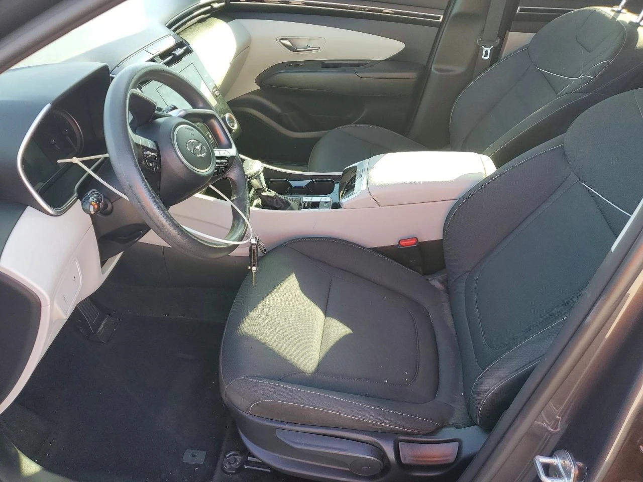 Hyundai Tucson 2.5* SE* РЕАЛНИ КМ* ПЕРФЕКТНА - изображение 8