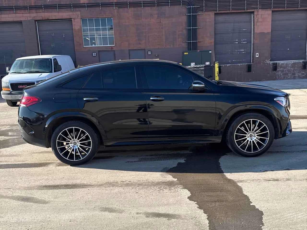 Mercedes-Benz GLE 450 AMG 4MATIC Coupe/ДИСТРОНИК/BURMESTER/ПАНОРАМА/HUD, снимка 4 - Автомобили и джипове - 54128469