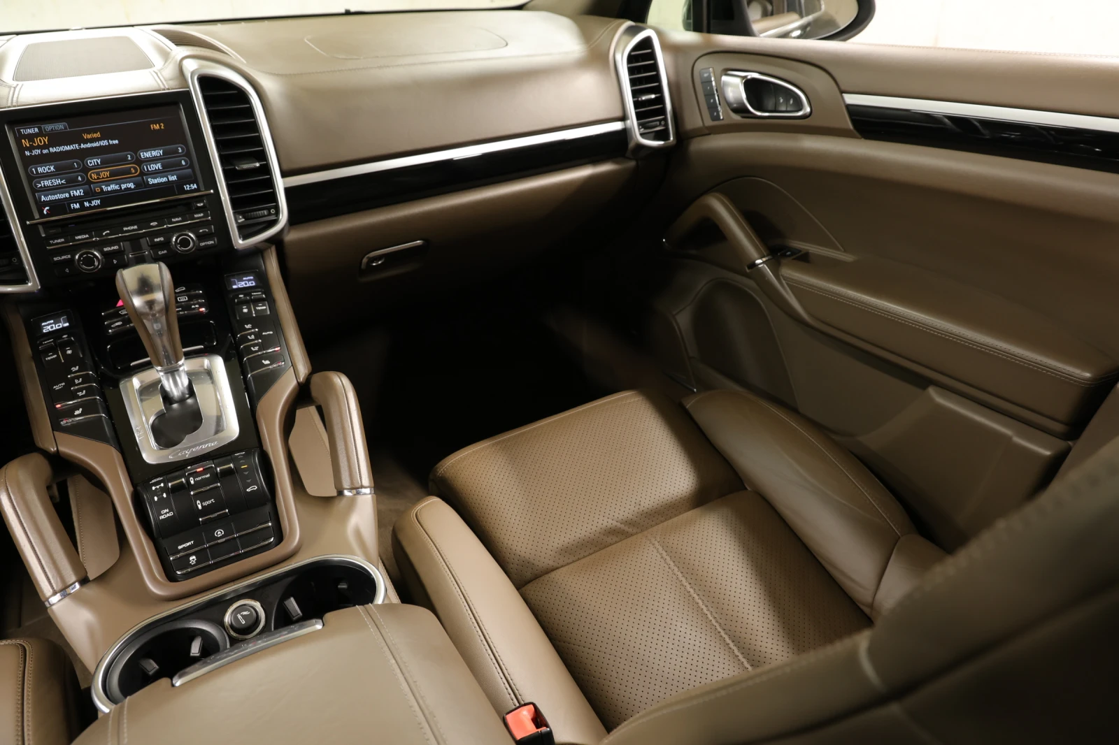 Porsche Cayenne S V8 4, 2 Diesel Панорама, снимка 10 - Автомобили и джипове - 54377214