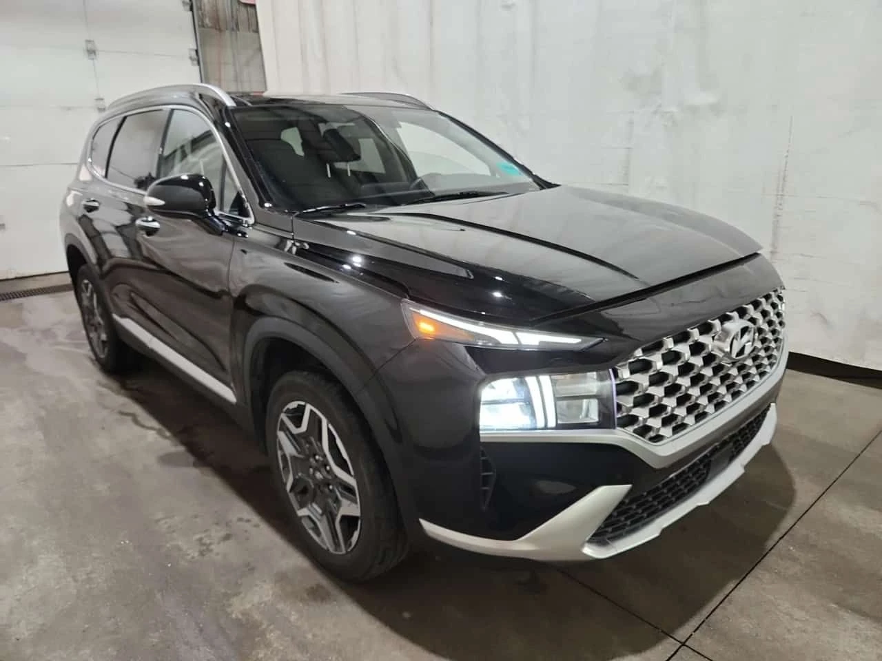 Hyundai Santa fe  LUXURY / CARFAX / ПОДГРЕВИ / КАМЕРА / АВТОКРЕДИТ , снимка 2 - Автомобили и джипове - 54621610