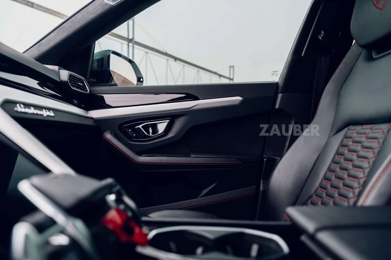 Lamborghini Urus * CARFAX * ЦЕНА ДО БГ, снимка 12 - Автомобили и джипове - 54742895