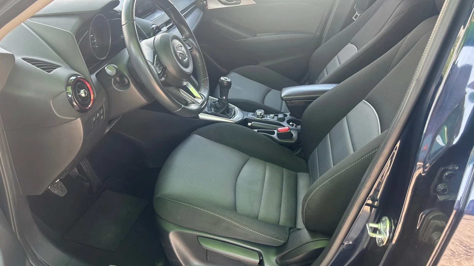 Mazda CX-3 2.0i 120k.c., снимка 10 - Автомобили и джипове - 55576783