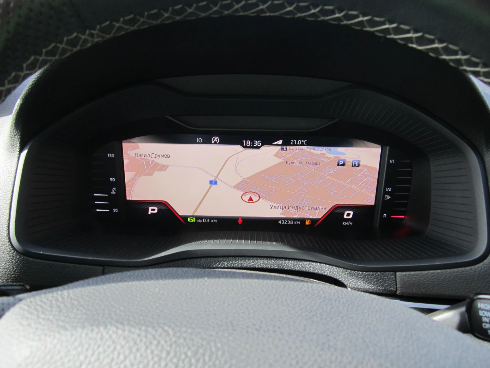 Skoda Karoq 2.0 TSI DSG 190 | Mobile.bg � ����������� 6