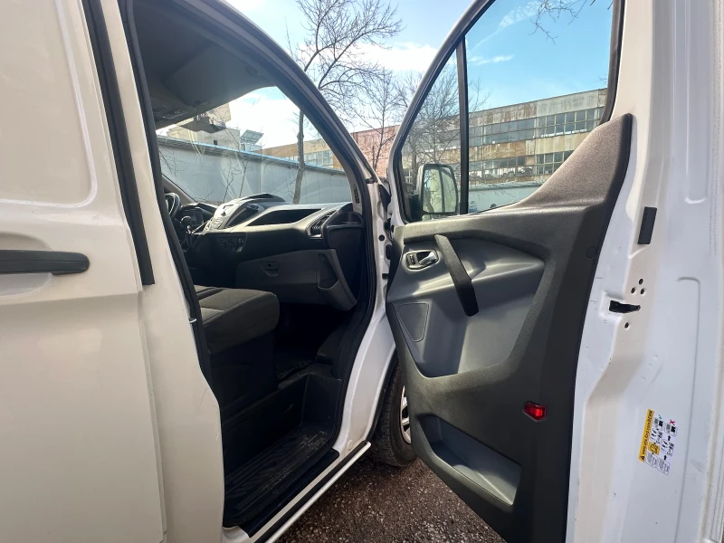 Ford Transit Custom 2.0, снимка 7 - Бусове и автобуси - 53358365