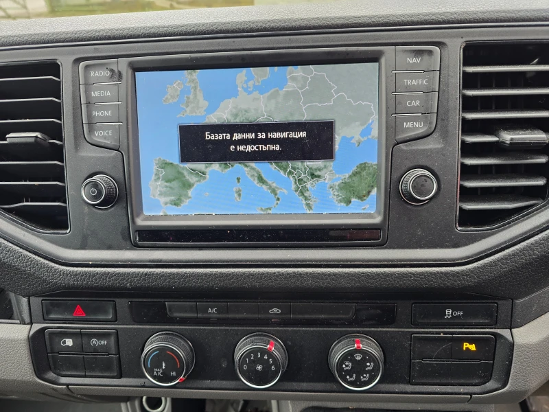 VW Crafter 2.0 TDI 177 PS DAV, снимка 14 - Бусове и автобуси - 53368975