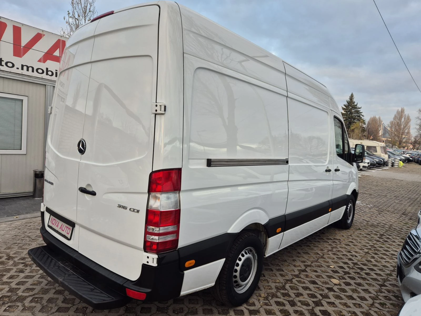 Mercedes-Benz Sprinter 2.2D 163кс-2018г РЕАЛНА - изображение 4