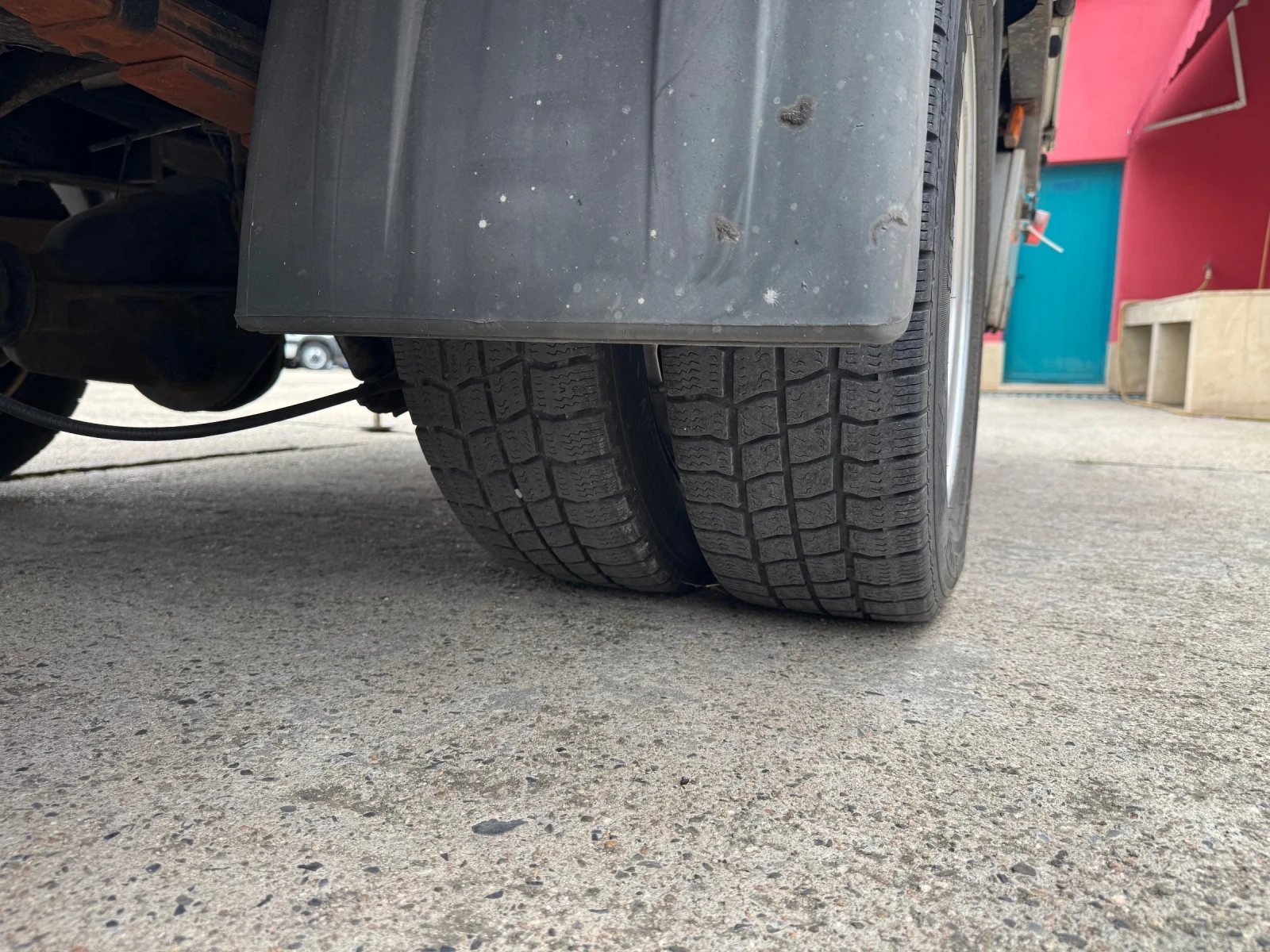 Iveco Daily 3.0HPI* 35C15*  Ferrari* 123.000  | Mobile.bg   7