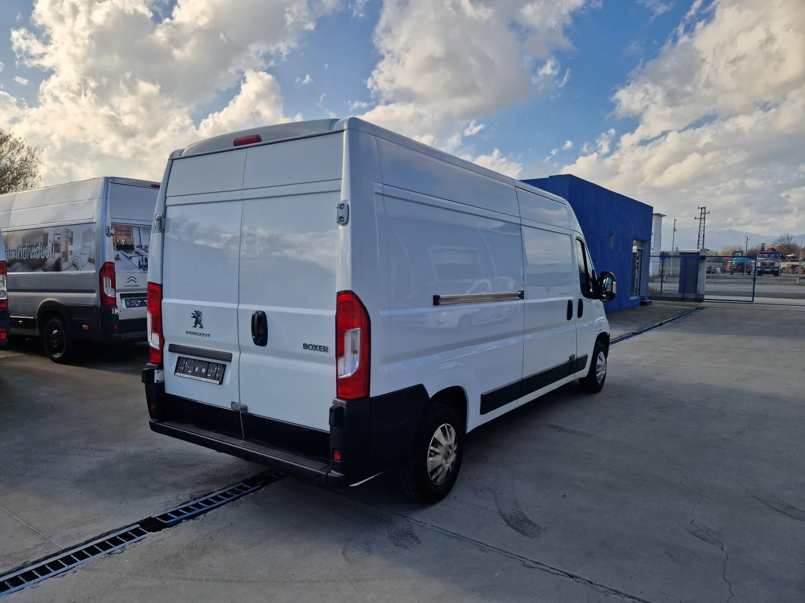 Peugeot Boxer Maksi 2.2-164k.s EVRO 6B , NOV NOV - изображение 4