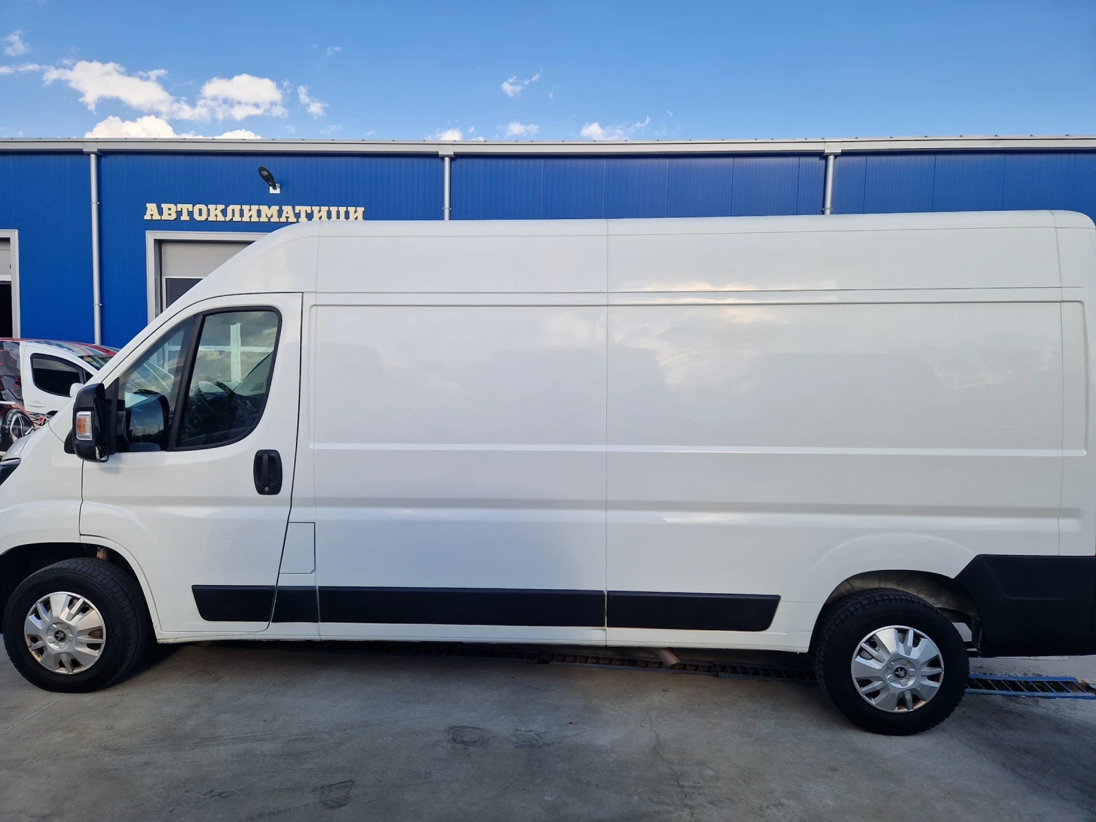 Peugeot Boxer Maksi 2.2-164k.s EVRO 6B , NOV NOV - изображение 5