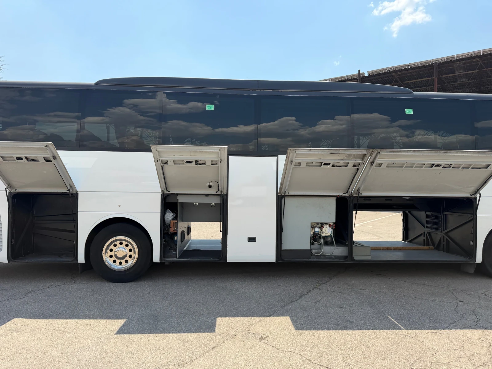 Mercedes-Benz Tourismo 16/2 RHD 2021 tourismo top #toni2004, снимка 13 - Бусове и автобуси - 55596116