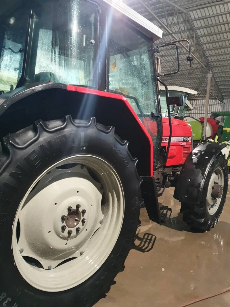 Трактор Massey Ferguson Dynashift 6160 4x4 , снимка 4 - Селскостопанска техника - 46998477