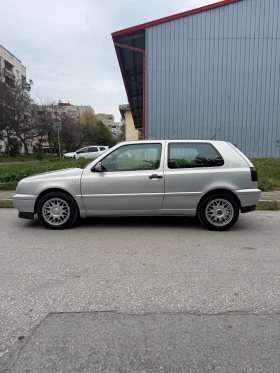 VW Golf 1.6 - АВТОМАТ, снимка 1