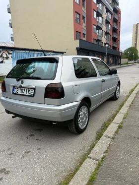 VW Golf 1.6 - АВТОМАТ, снимка 3