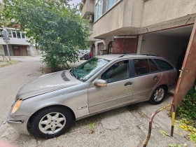 Mercedes-Benz C 200, снимка 3
