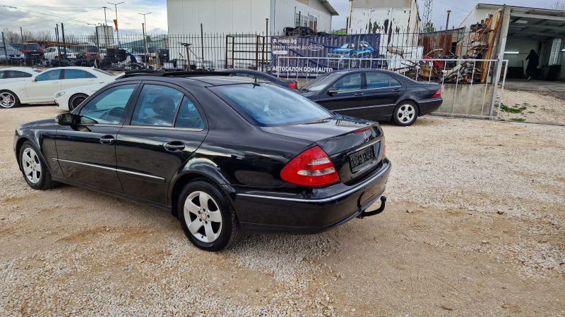 Mercedes-Benz E 270 Avangade panorama , снимка 6 - Автомобили и джипове - 48068278