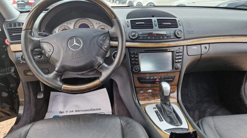 Mercedes-Benz E 270 Avangade panorama , снимка 10 - Автомобили и джипове - 48068278