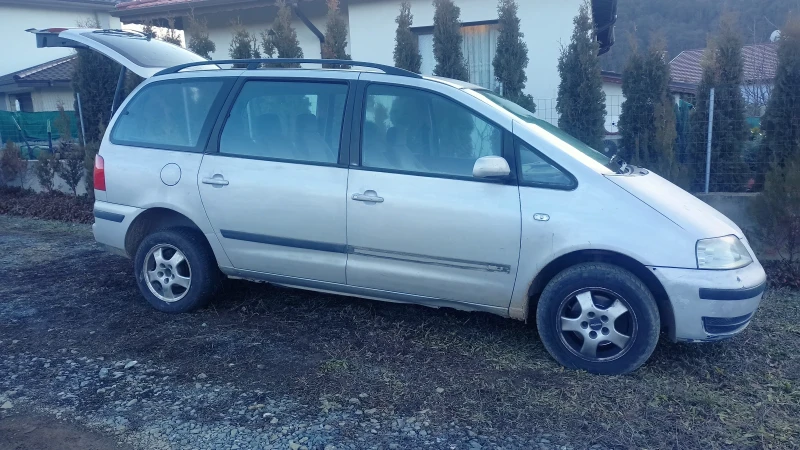 VW Sharan, снимка 3 - Автомобили и джипове - 48548721